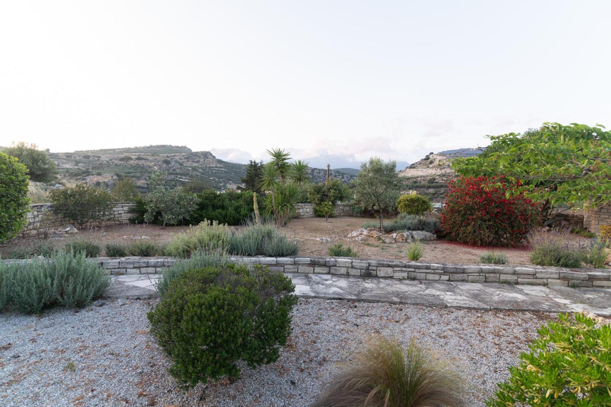 Carob Villa Moirai Екстер'єр фото